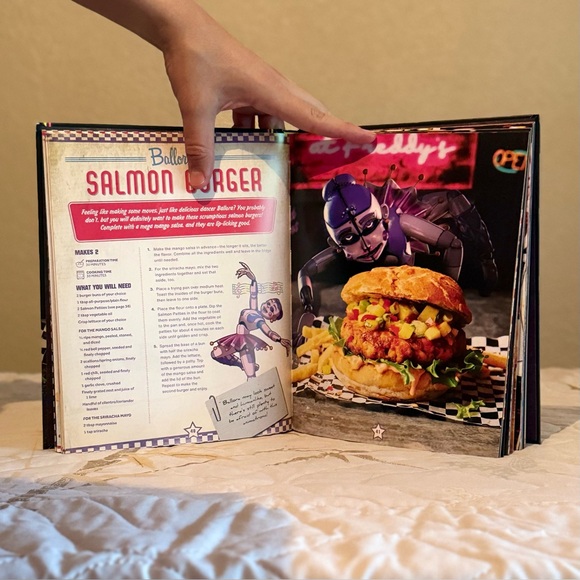 Purple Bonnie Cosplaying Duck Figure - Picture 6 of 13